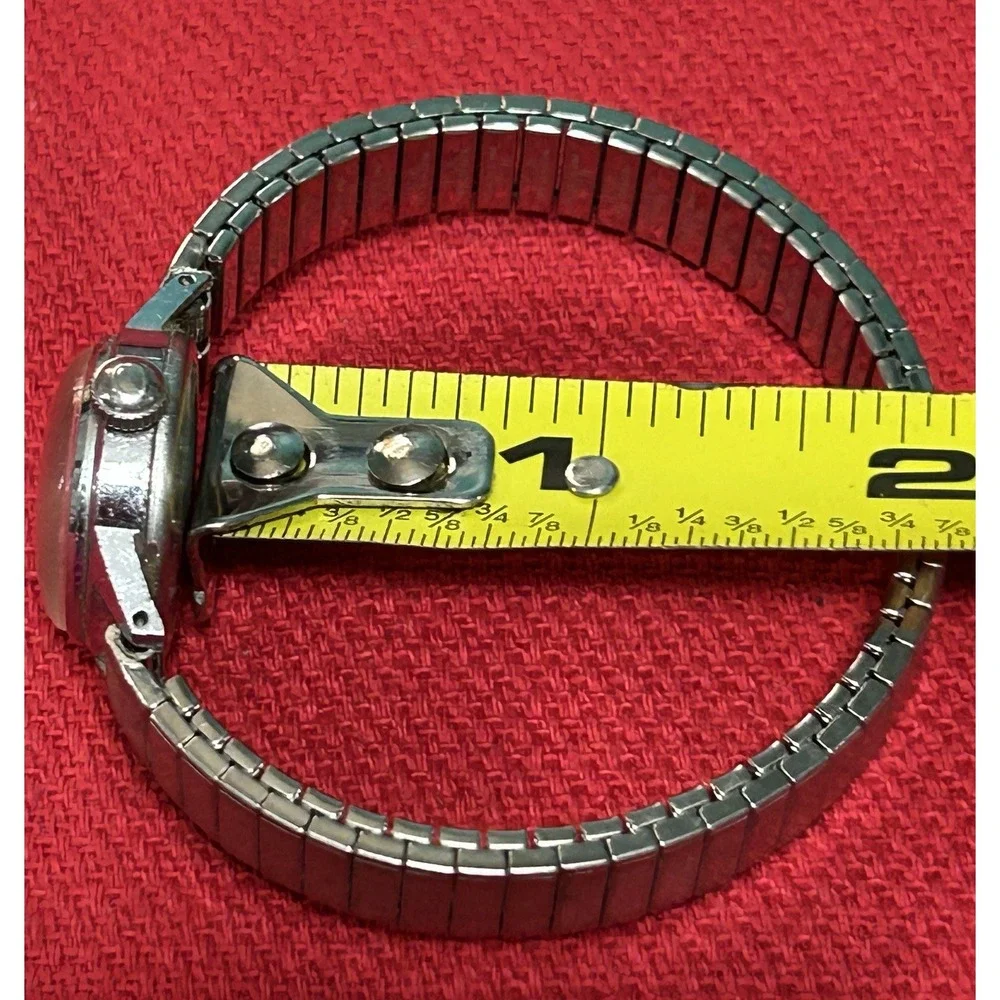 Vintage 1973 Caravelle Bulova Watch Womens Manual Wind Stretch Band READ